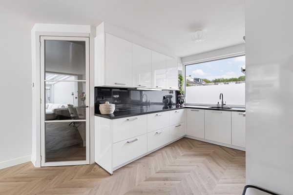 Foto - Verkocht onder voorbehoud: Instapklare gezinswoning in Klundert
